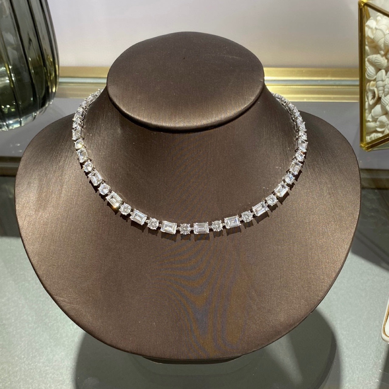 Lab Grown Diamond Elegant Hand Cut Siwa Necklace