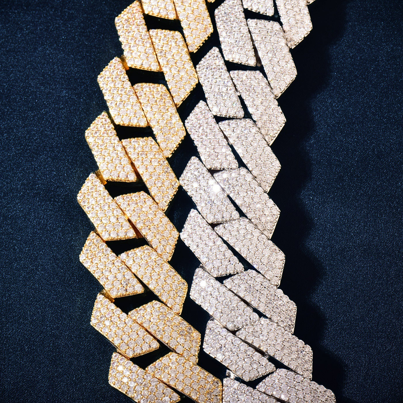 BRAND NEW 2025 VVS BUST DOWN DIAMOND LAB ICED OUT CUBAN LINK